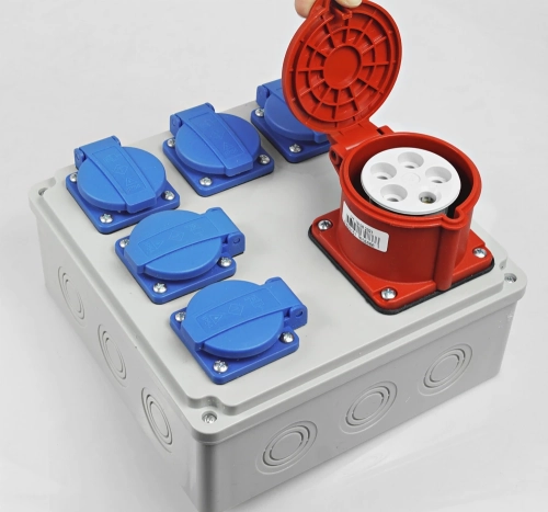 Rozdzielnica RSBO 1x 16A 5P, 5x 230V_04.webp